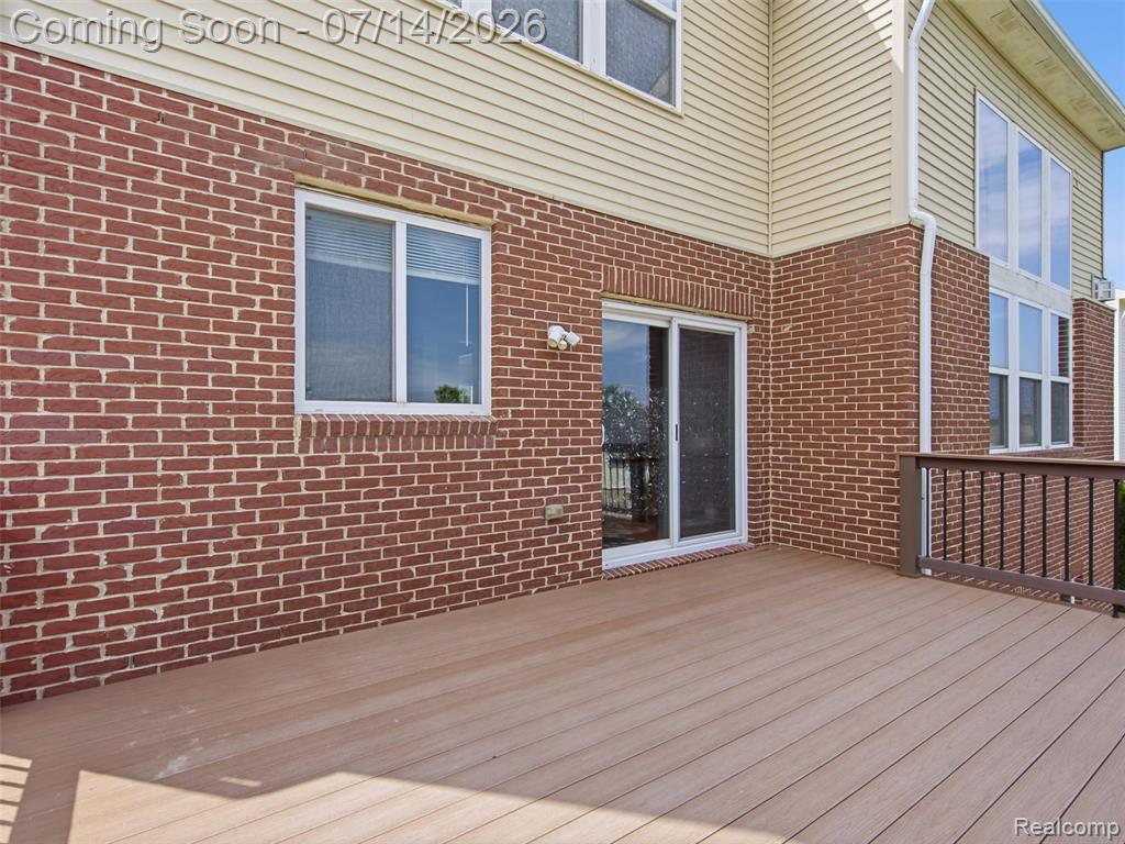 4853 Catalina Drive, Lake Orion, MI — Photo 12