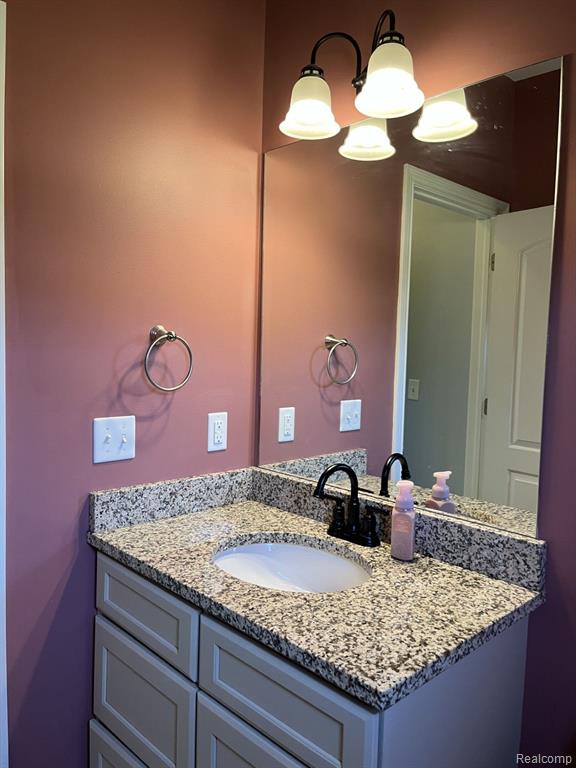 5700 APPIAN Way, Waterford, MI 48329 — Photo 16