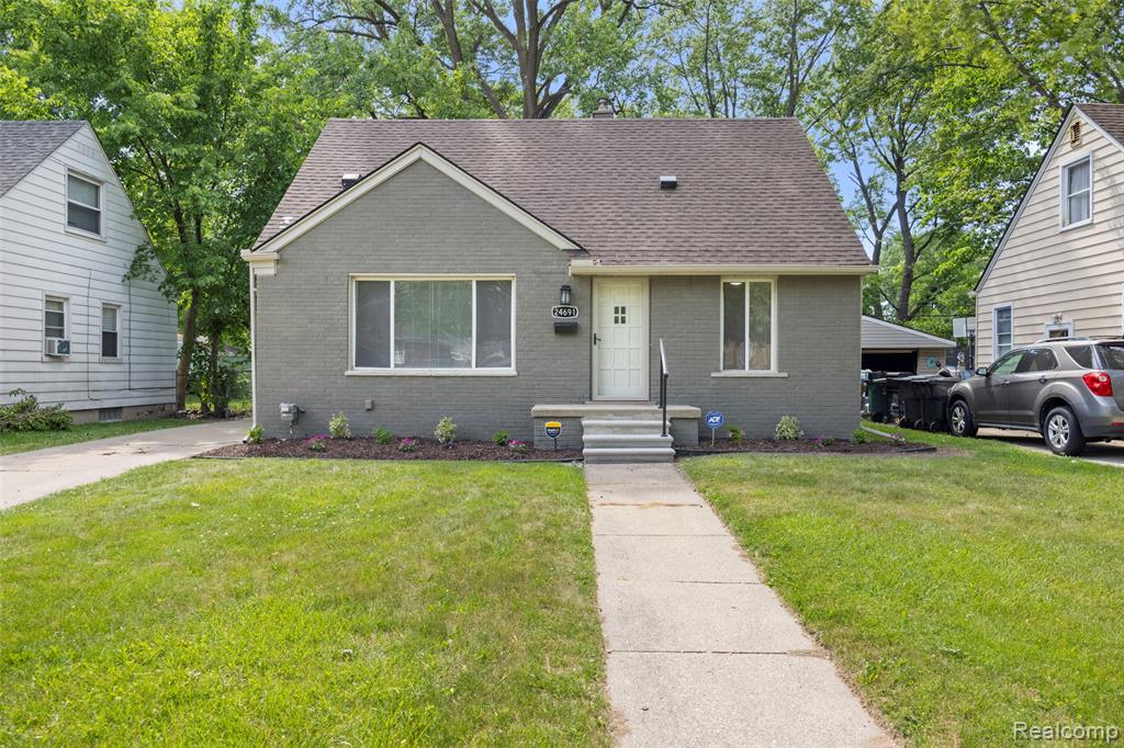 24691 Kipling Street, Oak Park, MI 48237 — front exterior