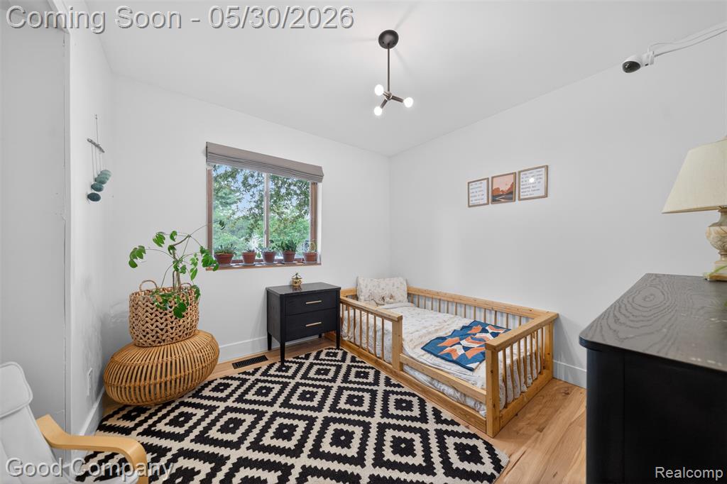 933 Gallaland Avenue, Rochester Hills, MI 48307 — Photo 19