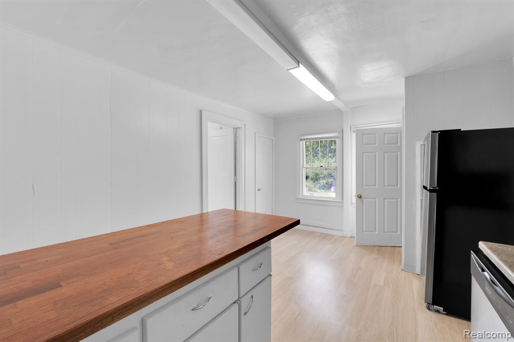 304 EMMET Street, Ypsilanti, MI 48197 — Photo 13