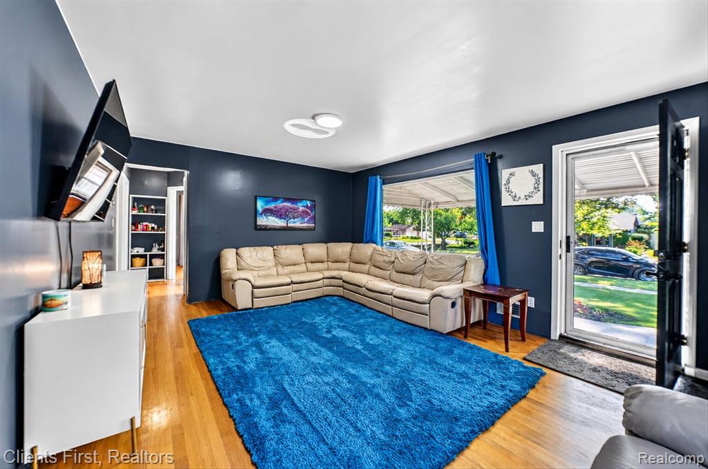 7520 Sloan Street, Taylor, MI 48180 — Photo 6