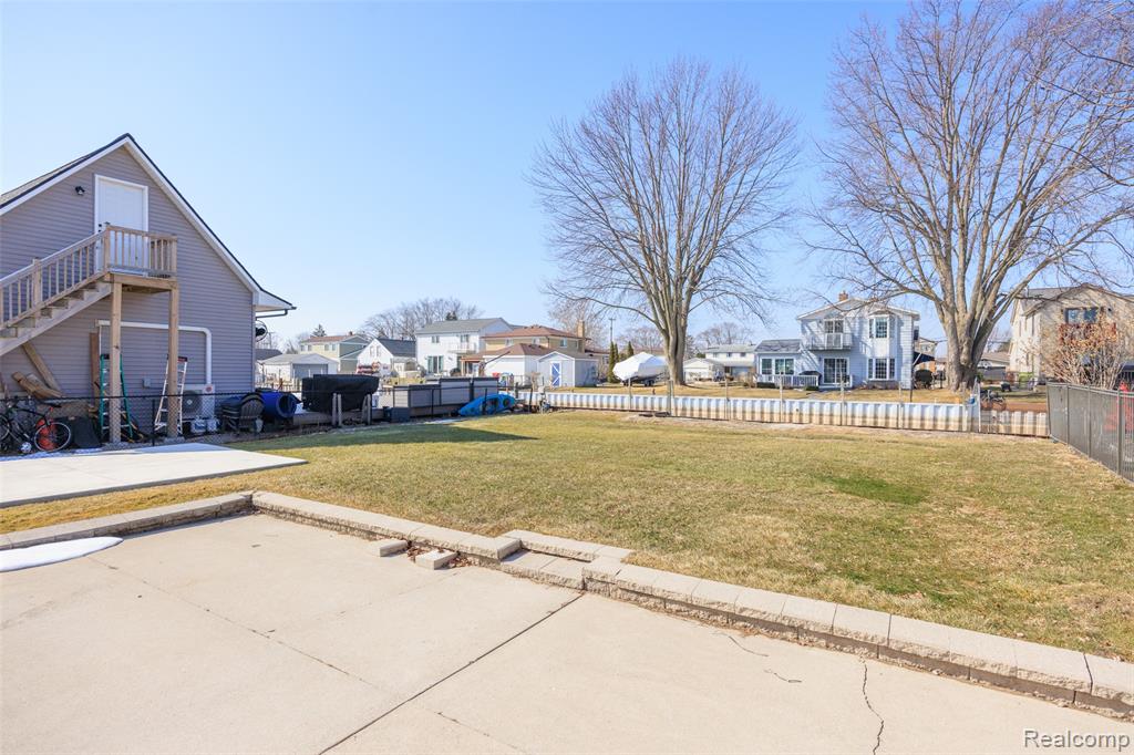39401 Lakeshore Drive, Harrison Township, MI — Photo 10