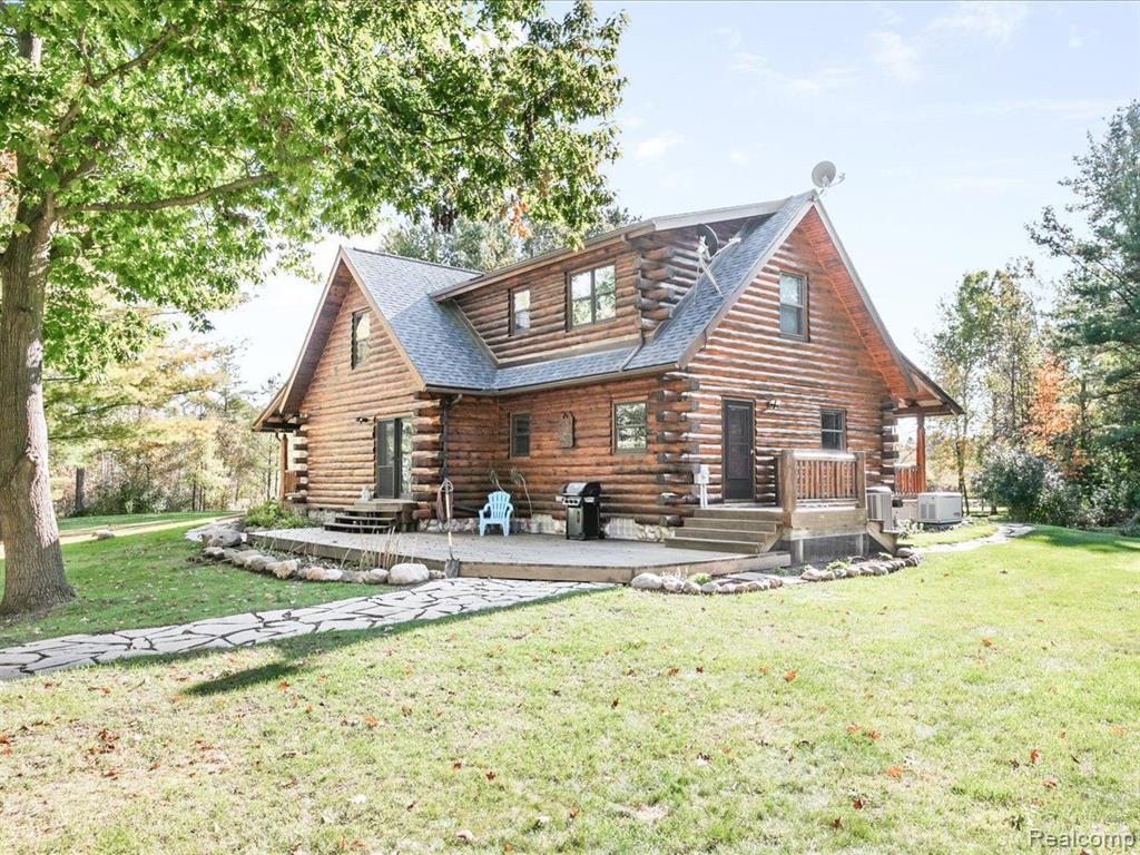 6613 BLACK RIVER Drive, Grant, MI 48032 — Photo 40