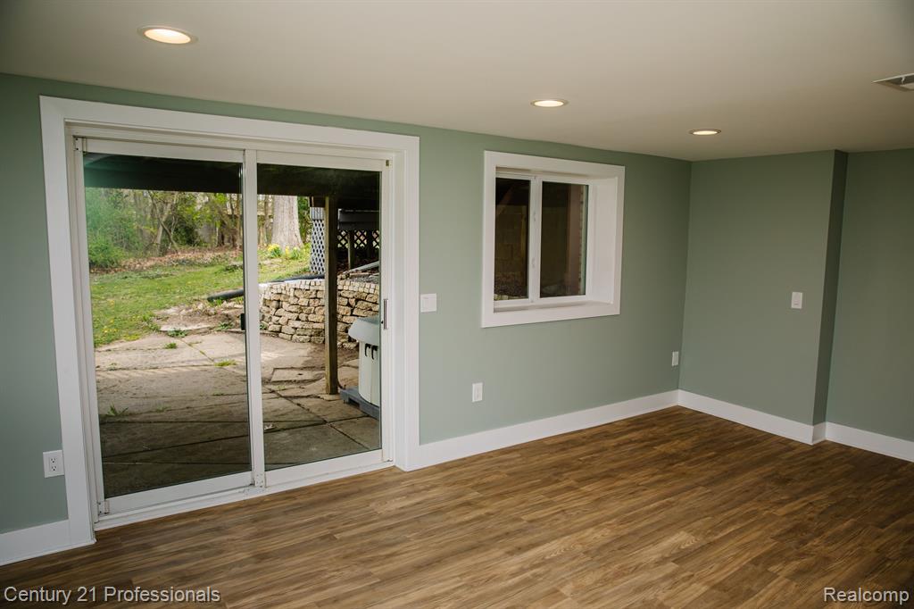 8130 Casa Mia Drive, White Lake, MI — Photo 37