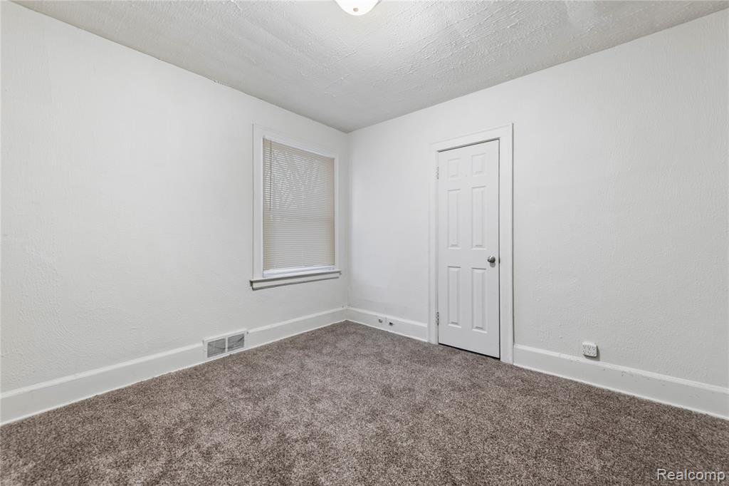 5569 Drexel Street, Detroit, MI 48213 — Photo 8