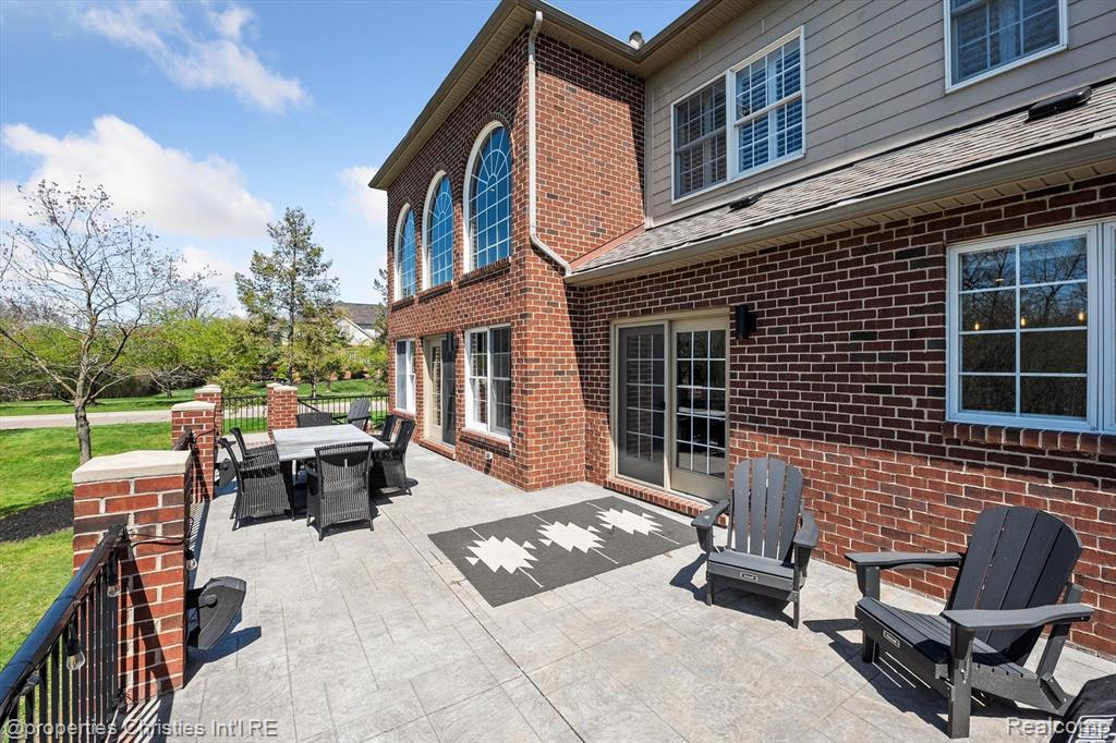 45933 TOURNAMENT Drive, Northville, MI 48168 — Photo 70