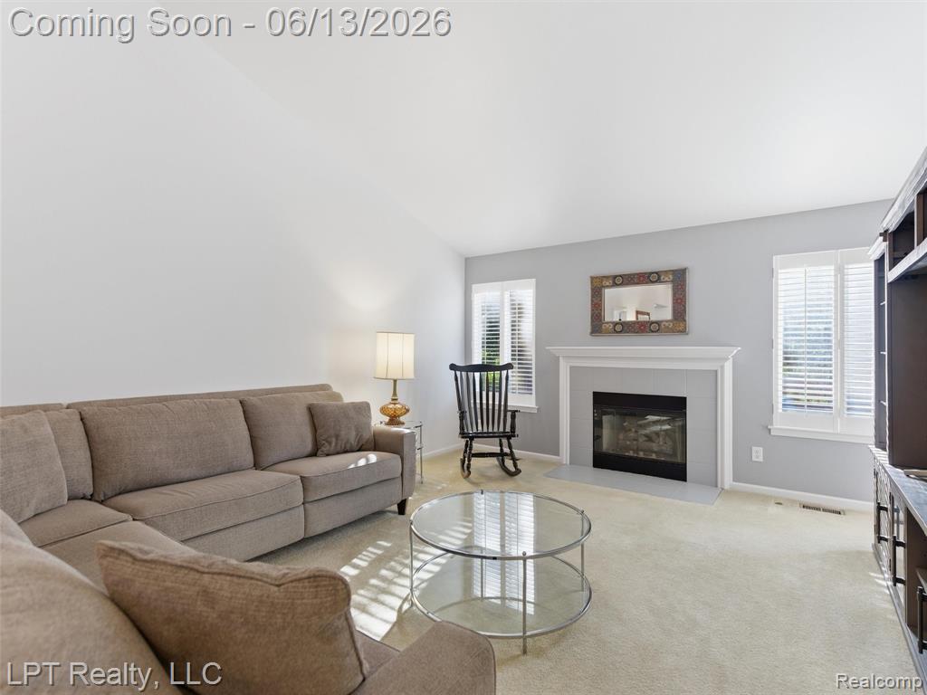 7035 Iris Court, Grand Blanc, MI 48439 — Photo 8