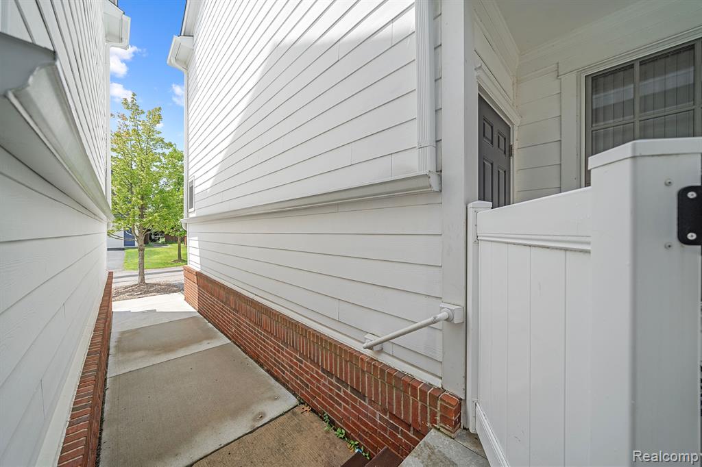 50171 Monroe Street, Canton, MI 48188 — Photo 26