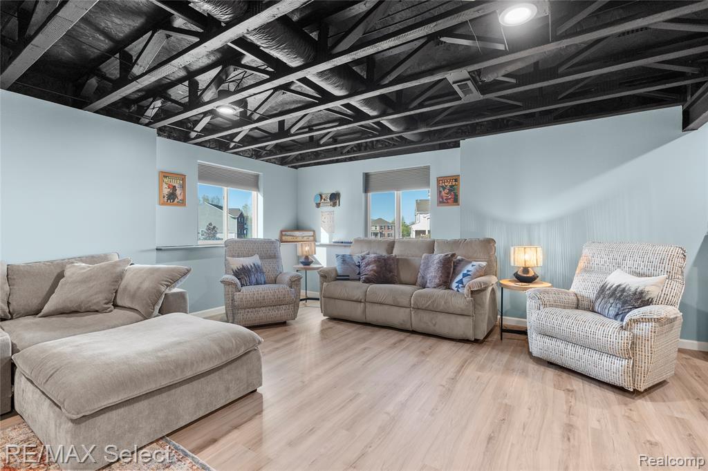 8371 Crossbow Court, Grand Blanc, MI 48439 — Photo 45