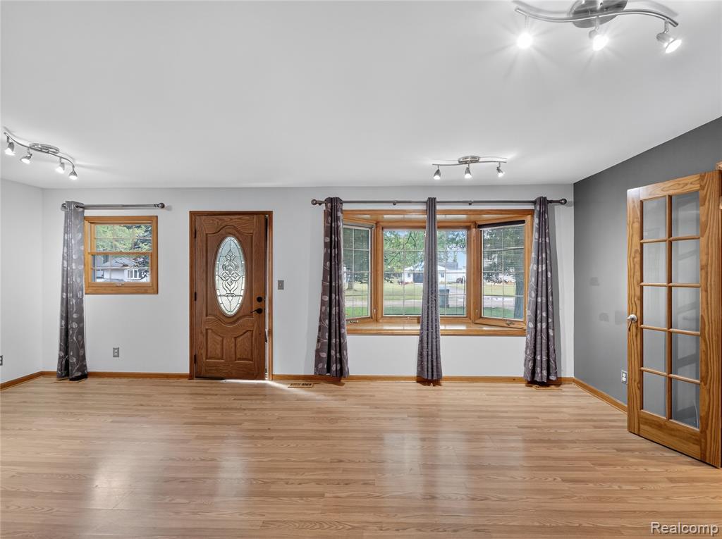43801 Burtrig Road, Van Buren, MI 48111 — Photo 6