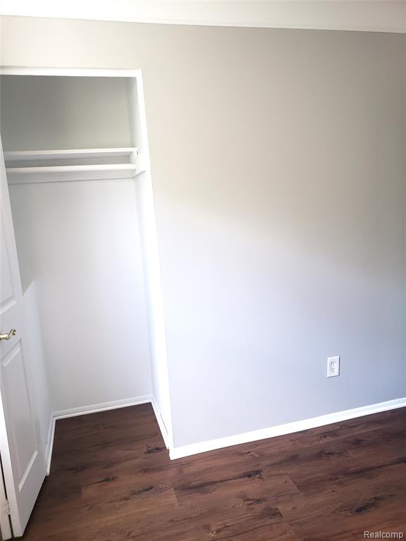 8224 Milburn Street, Westland, MI — Photo 25