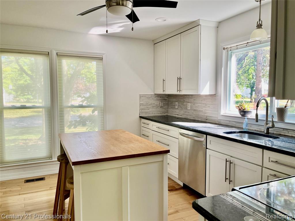 5720 Beauchamp, West Bloomfield, MI — Photo 7
