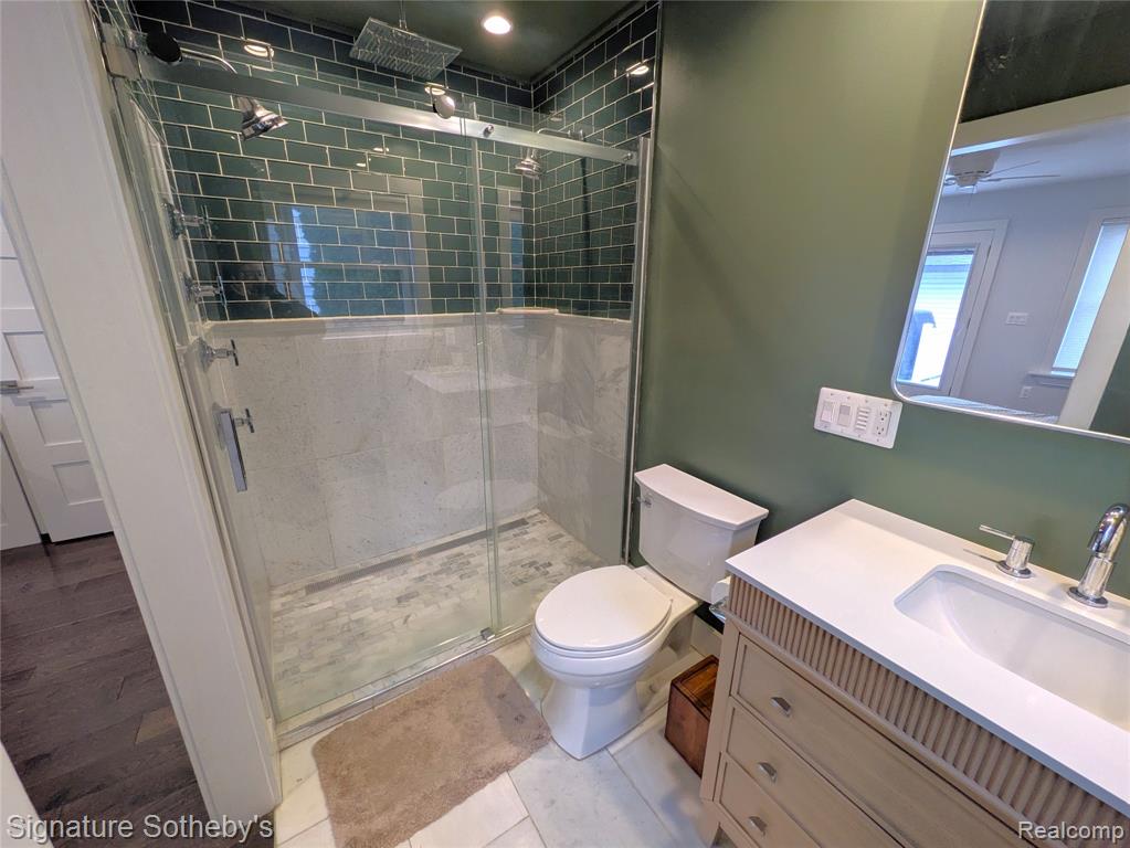 2059 Columbia Road, Berkley, MI 48072 — Photo 16