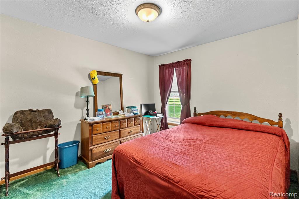 5206 Lippincott Boulevard, Burton, MI 48519 — Photo 17