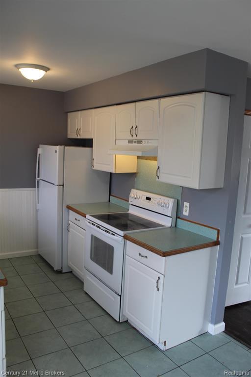 3509 Ridgecliffe Drive, Flint, MI 48532 — Photo 3