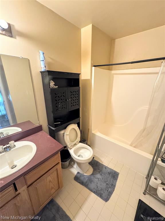 7442 Spy Glass Lane, Ypsilanti, MI 48197 — Photo 11