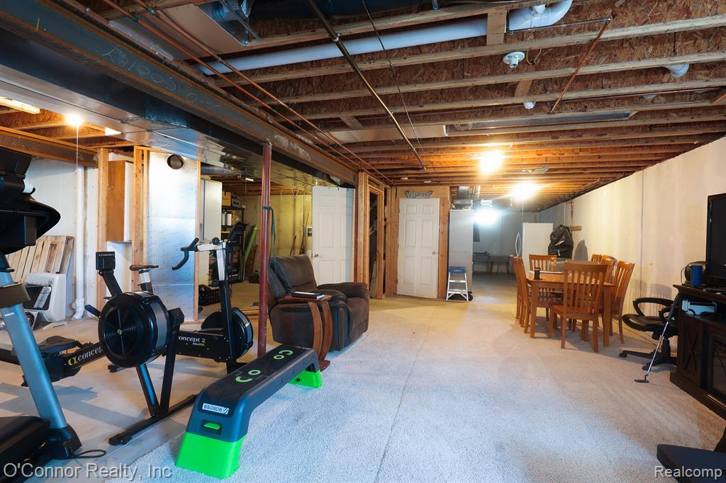 940 Covington Court, Marysville, MI 48040 — Photo 24