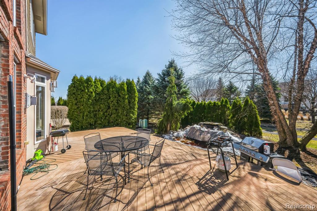 6768 HAYMARKET, Shelby Twp, MI 48317 — Photo 38