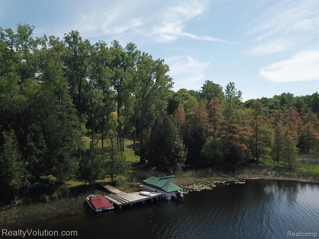 1702 Birch Road, Attica, MI 48412 — Photo 38
