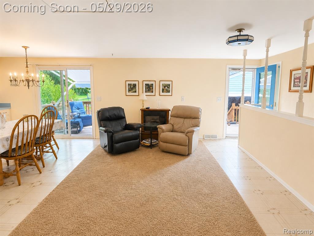 1147 Jay Street, Waterford, MI 48327 — Photo 14