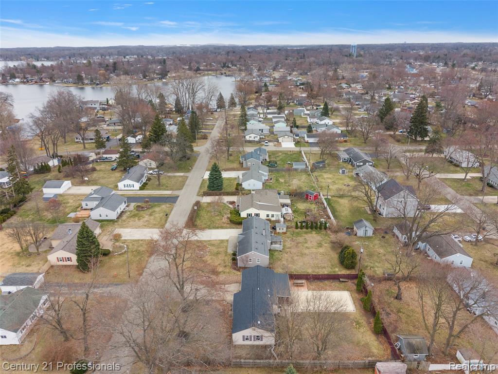 4155 Kempf Street, Waterford, MI 48329 — Photo 35