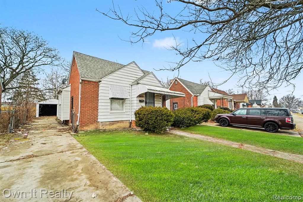 8435 Warwick Street, Detroit, MI 48228 — Photo 2