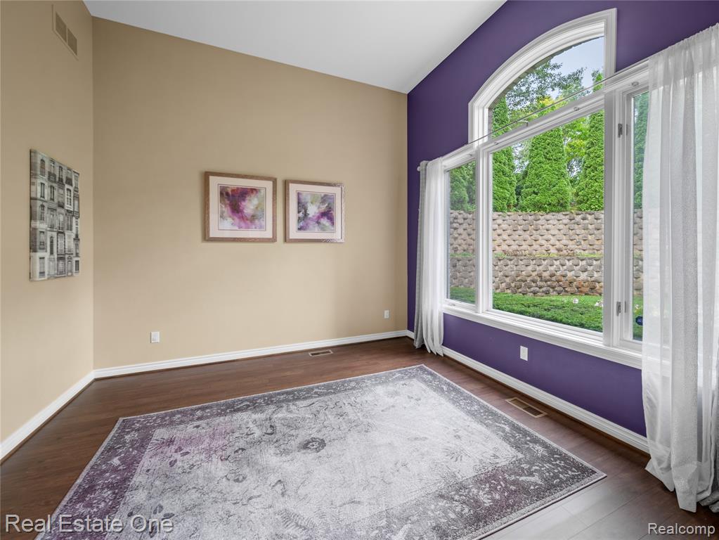 5471 Parkside Drive, Brighton, MI 48114 — Photo 4
