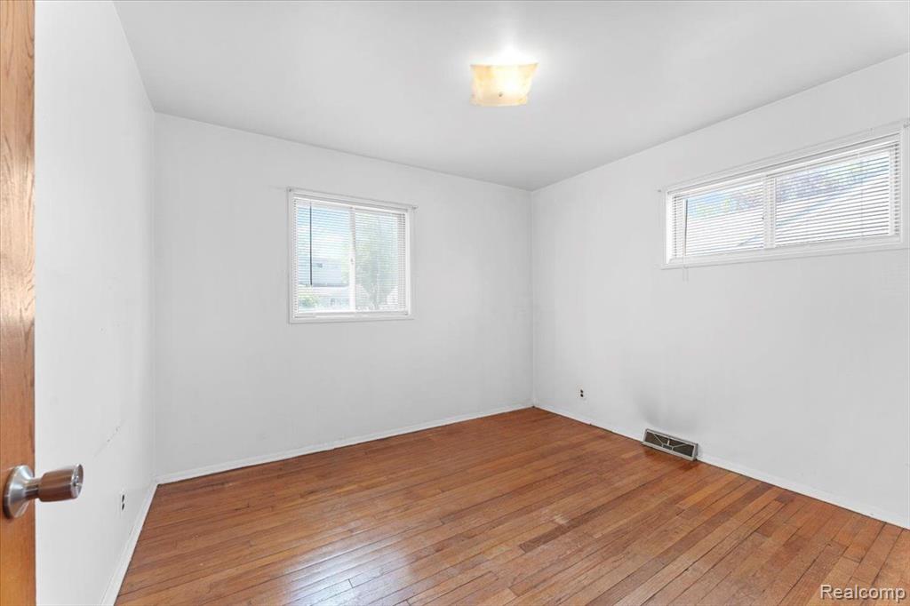 5334 DRAYTON Road, Clarkston, MI — Photo 10