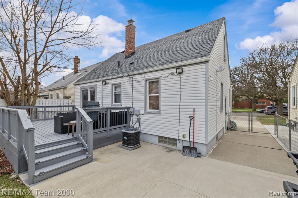 6872 Artesian Street, Detroit, MI 48228 — Photo 28