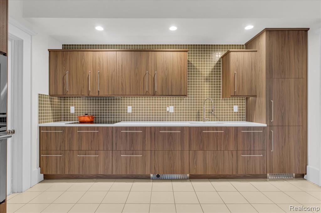 615 W Hancock Street, 202, Detroit, MI 48201 — Photo 14