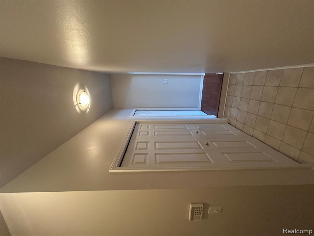 3904 KAELEAF Road, Lake Orion, MI — Photo 24