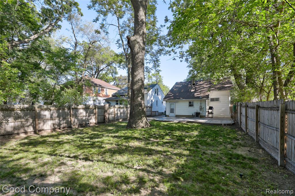 564 E Lewiston Avenue, Ferndale, MI 48220 — Photo 39