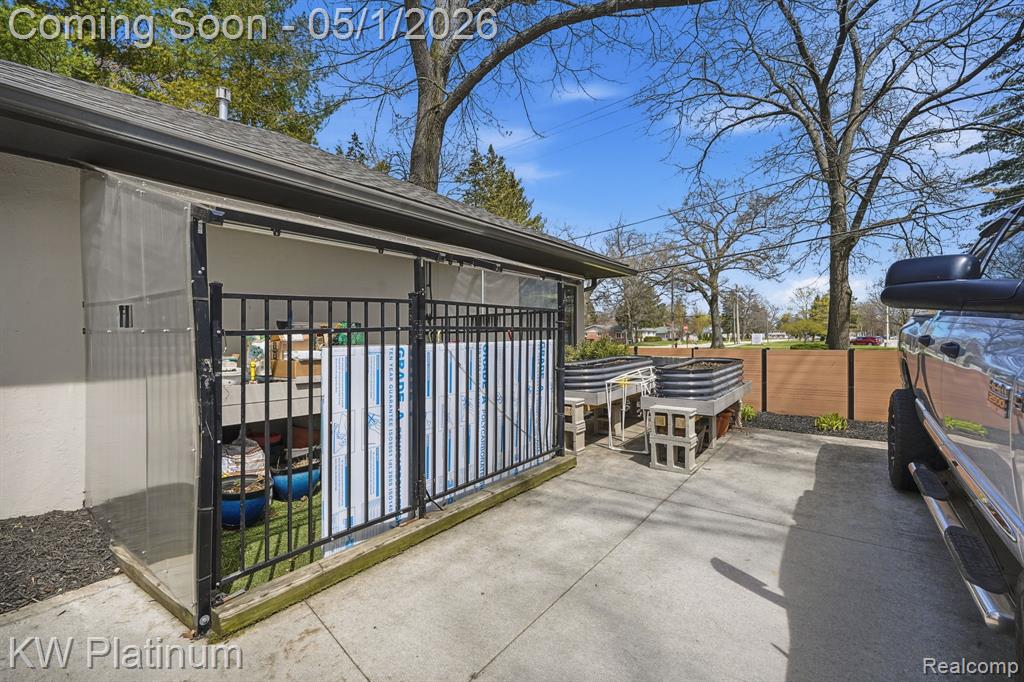 2739 Riverside Drive, Port Huron, MI 48060 — Photo 83
