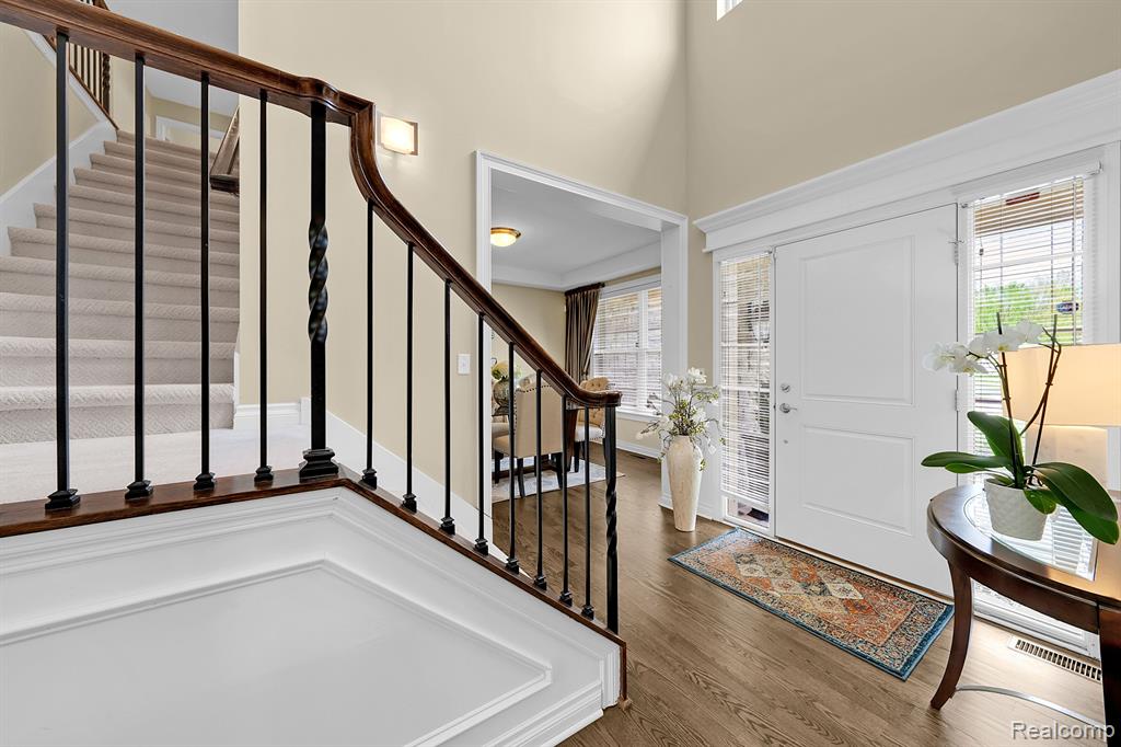 1475 St James Boulevard, Ann Arbor, MI 48108 — Photo 3