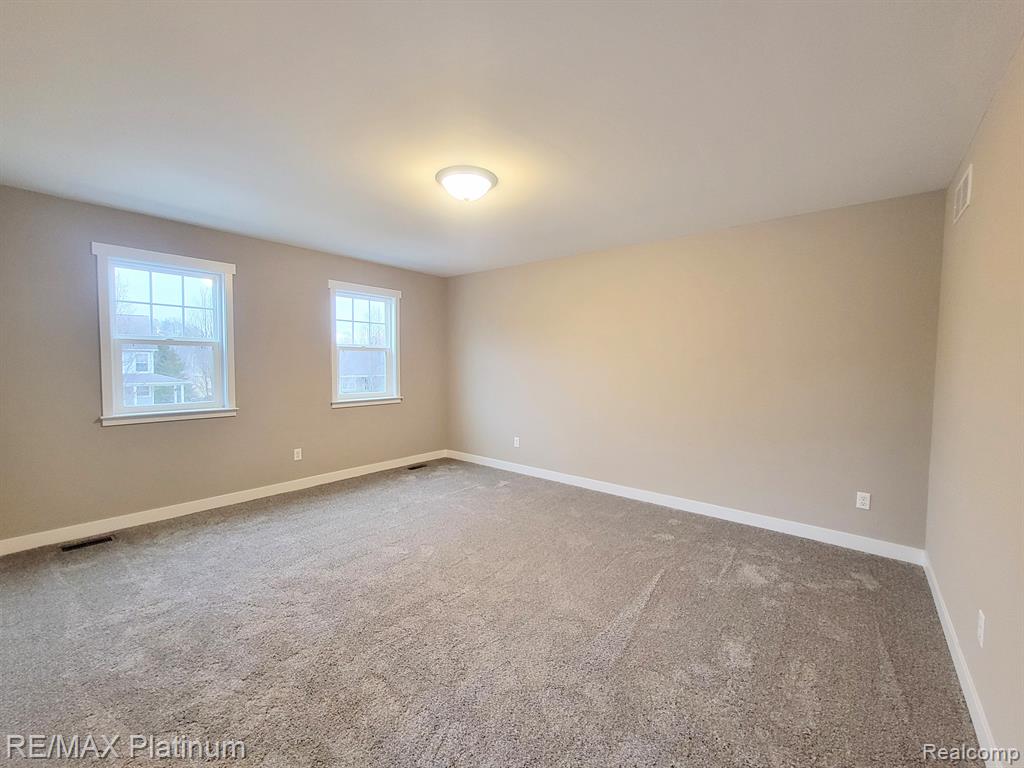 7460 SKYLAR Court, Swartz Creek, MI 48473 — Photo 13