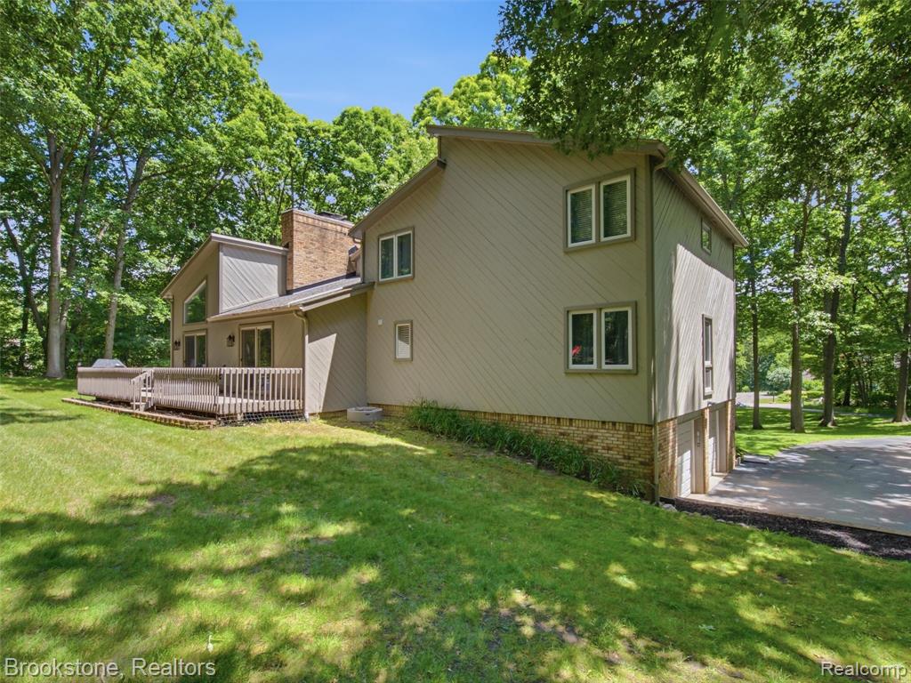 7450 Deerhill Drive, Clarkston, MI — Photo 60