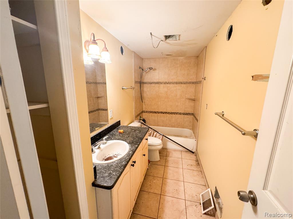 7889 Chilson Road, Pinckney, MI 48169 — Photo 10