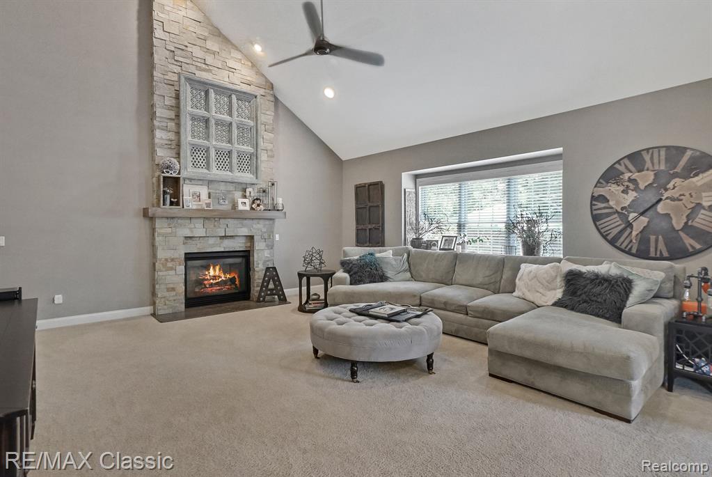 50757 CALVERT ISLE Drive, Novi, MI — Photo 24