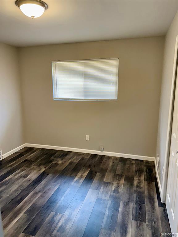 5602 MADISON Street, Dearborn Heights, MI 48125 — Photo 26
