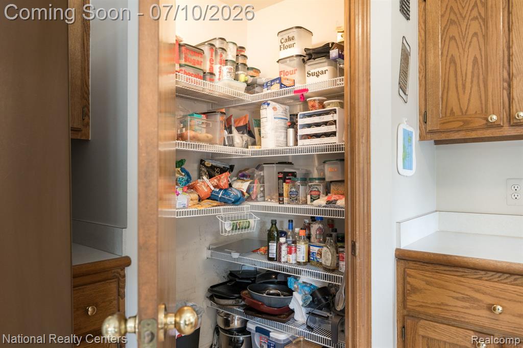 48634 Lafayette Drive, Macomb, MI 48044 — Photo 11