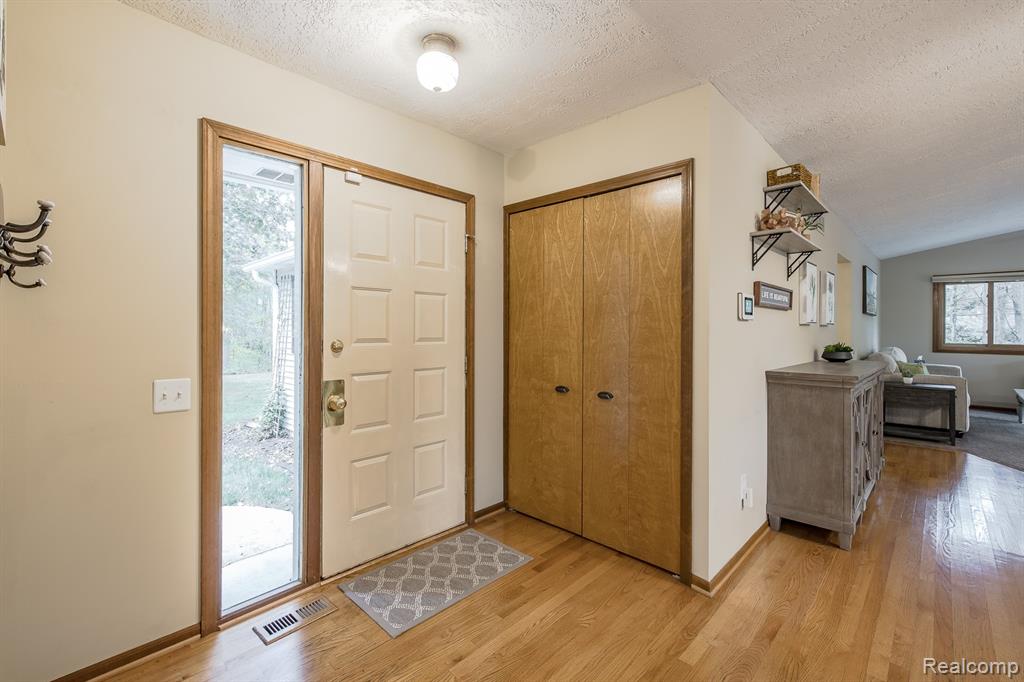 1969 Woodsman Drive, Ortonville, MI 48462 — Photo 6