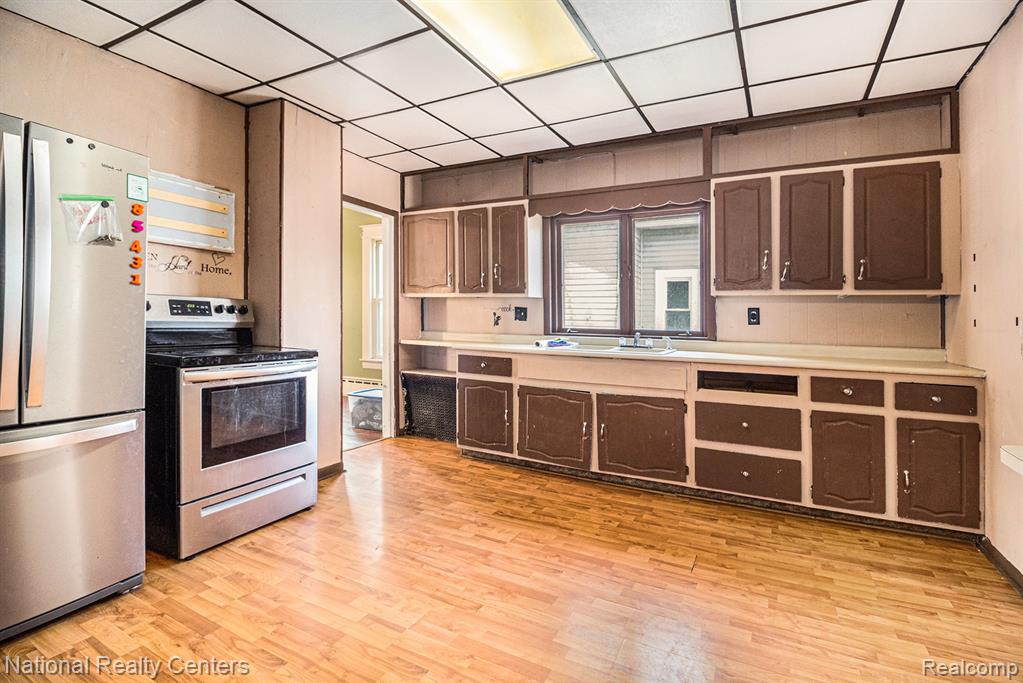 405 E 5th Street, Monroe, MI 48161 — Photo 7