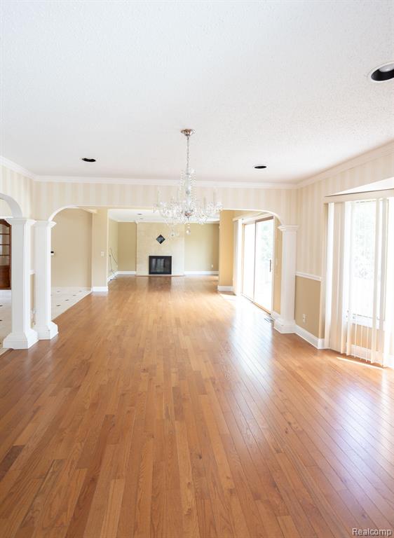 5881 NANEVA, West Bloomfield, MI — Photo 14