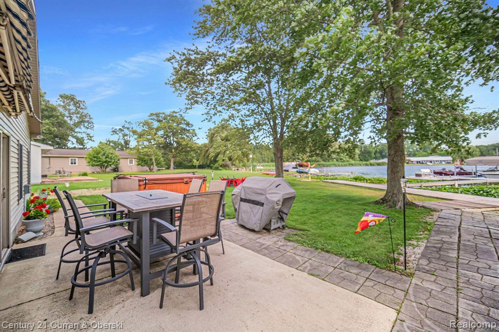 504 Olcott Lake Drive, Jackson, MI 49201 — Photo 40