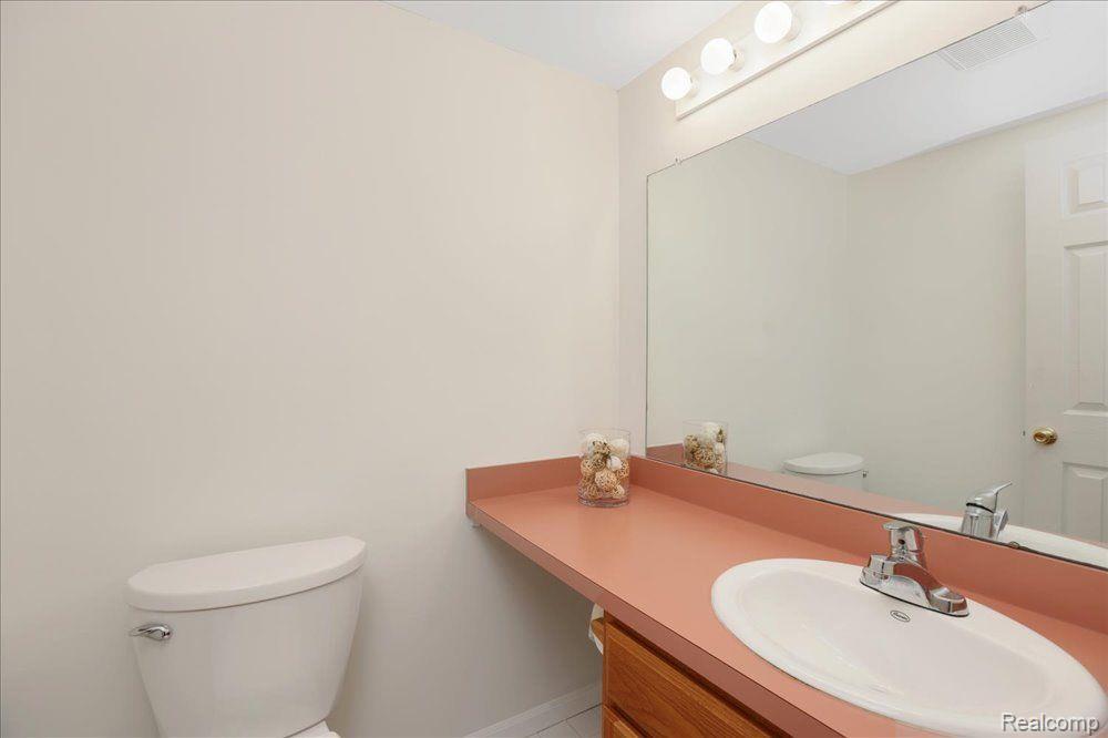 1653 Bennington Court, Canton, MI 48188 — Photo 18