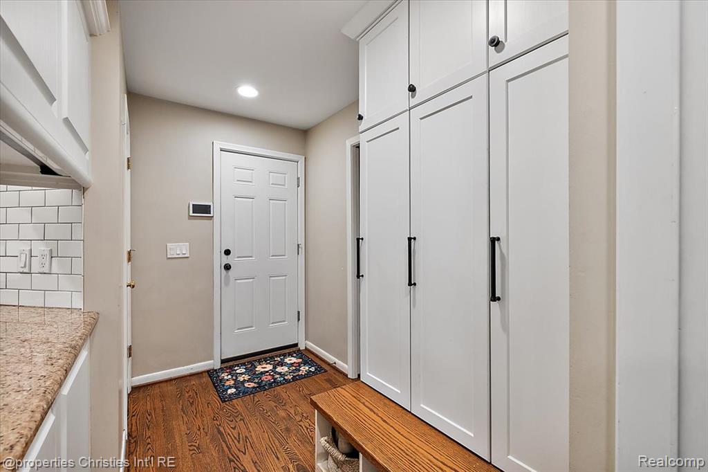 2684 Bradway Boulevard, Bloomfield Hills, MI 48301 — Photo 28