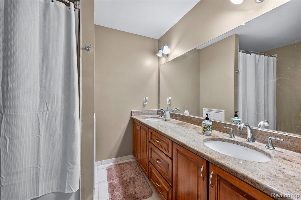 4222 Tallman Drive, Troy, MI 48085 — Photo 43