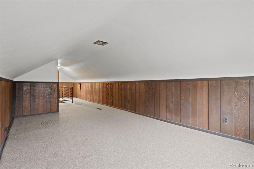 606 OAKLAND Avenue, Royal Oak, MI 48067 — Photo 30