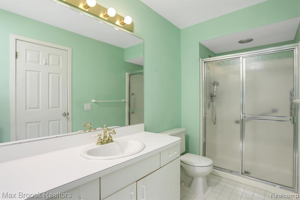 6257 GATEWOOD, West Bloomfield, MI — Photo 19
